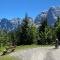 Umrundung des Wettersteingebirges von Elmau über Garmisch und die Hochthörle-Hütte nach Ehrwald und weiter über das Gaistal nach Leutasch